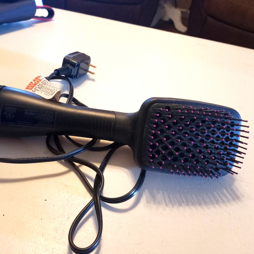 Conair electric drying straightening hairbrush